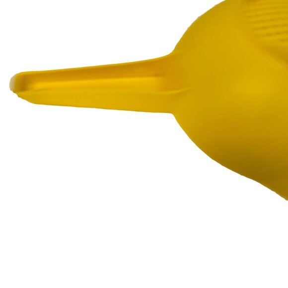 Yellow Plastic Colander With Handle For Kitchen Use - Picture 4 of 8